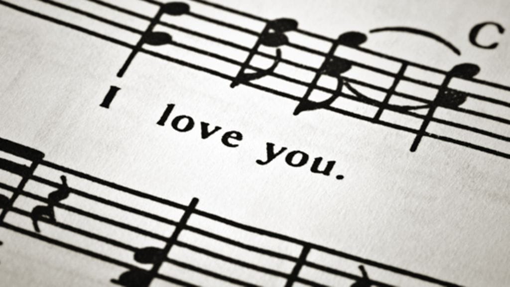 Moni musiikintekijä on kätkeytynyt uransa varrella salanimen taakse.