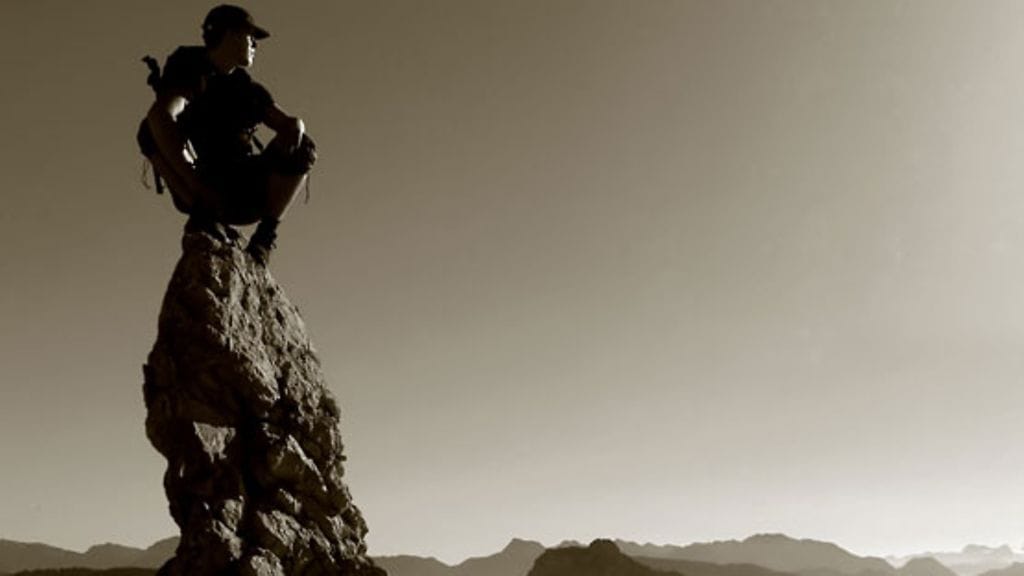 Patrick Degerman iloitsee huipun saavuttamista enemmän noususta. Kuvituskuva.