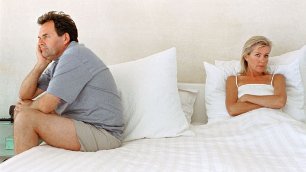 Masennus ja erektiohäiriöt kuuluvat miesten vaihdevuosiin. Kuvituskuva.