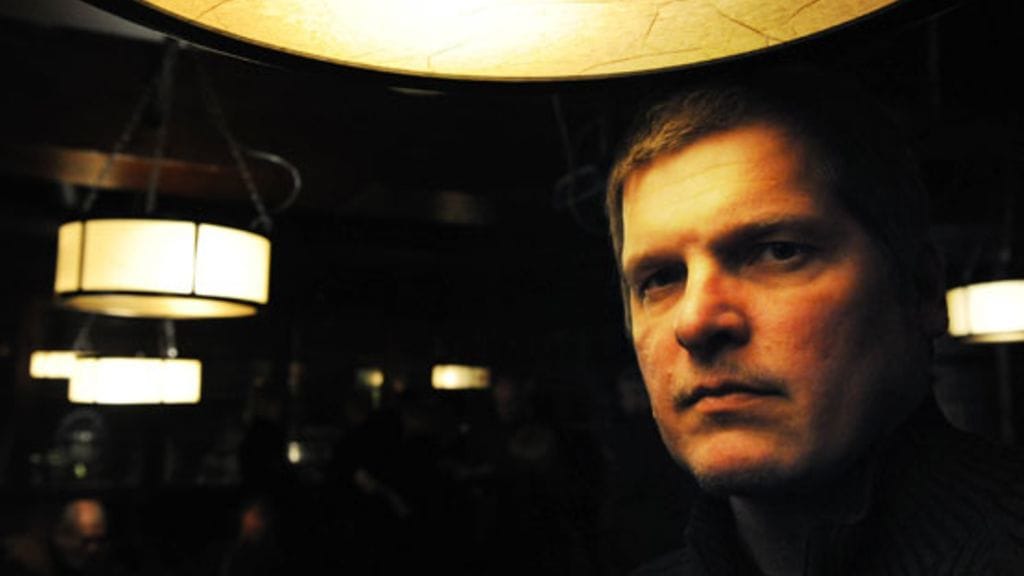 Rikostoimittaja ei ole etsivä – sitä puolta Sipilä käsittelee realistisissa poliisiromaaneissaan.