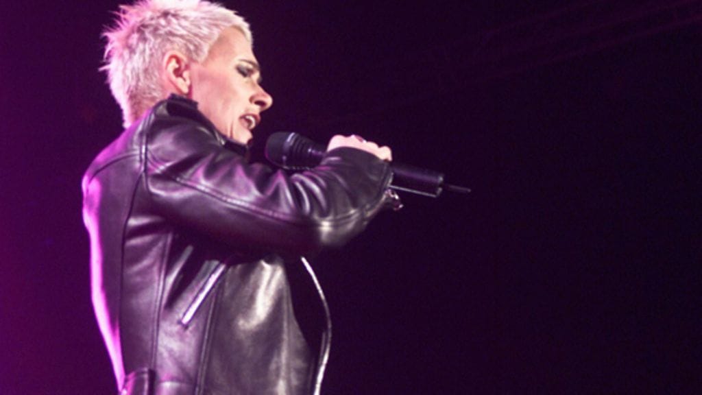 Roxetten Marie Fredriksson on 52-vuotias.