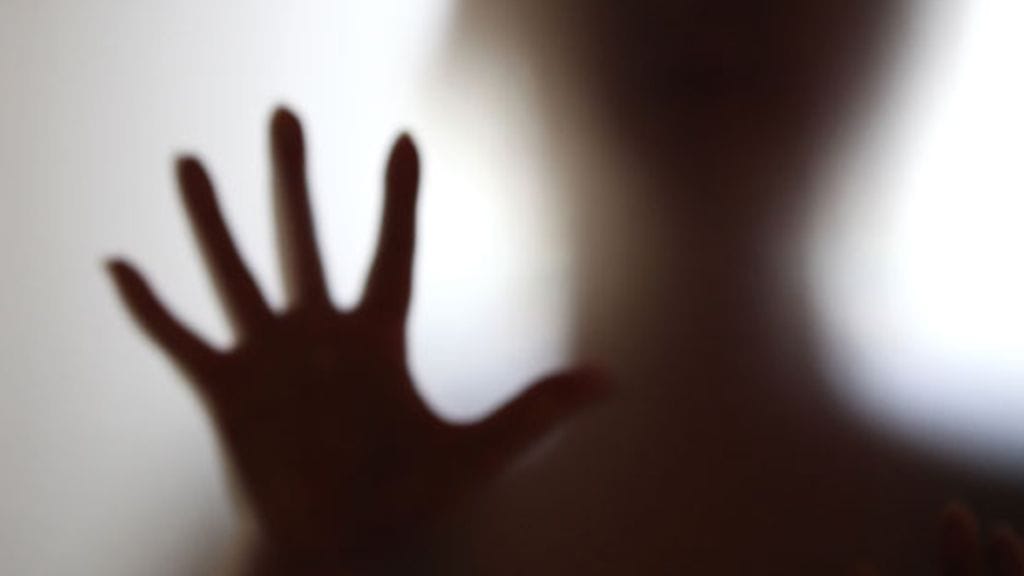 Unissakävelijä voi tiedostamattaan syyllistyä jopa rikokseen. Kuvituskuva.