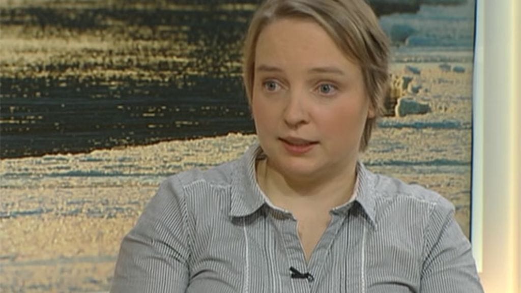 Luututkija Kati Salo kertoo, miten arkeologisista löydöistä on hyötyä nykyihmiselle.