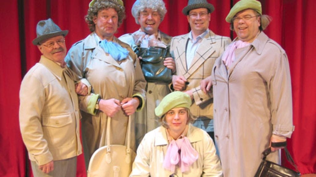 Seitsemän Seinähullun orkesterin kokoonpano vuodelta 2005.