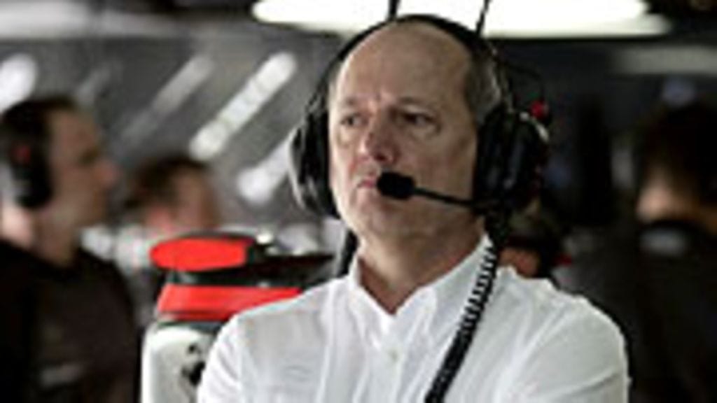 Ron Dennis (Kuva: Team McLaren Mercedes)