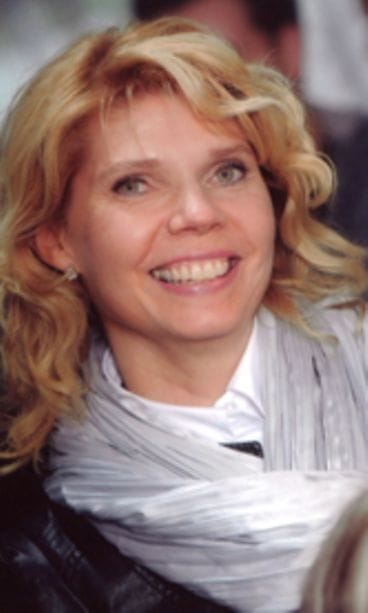 Anita on onnellinen ilman viljatuotteita.