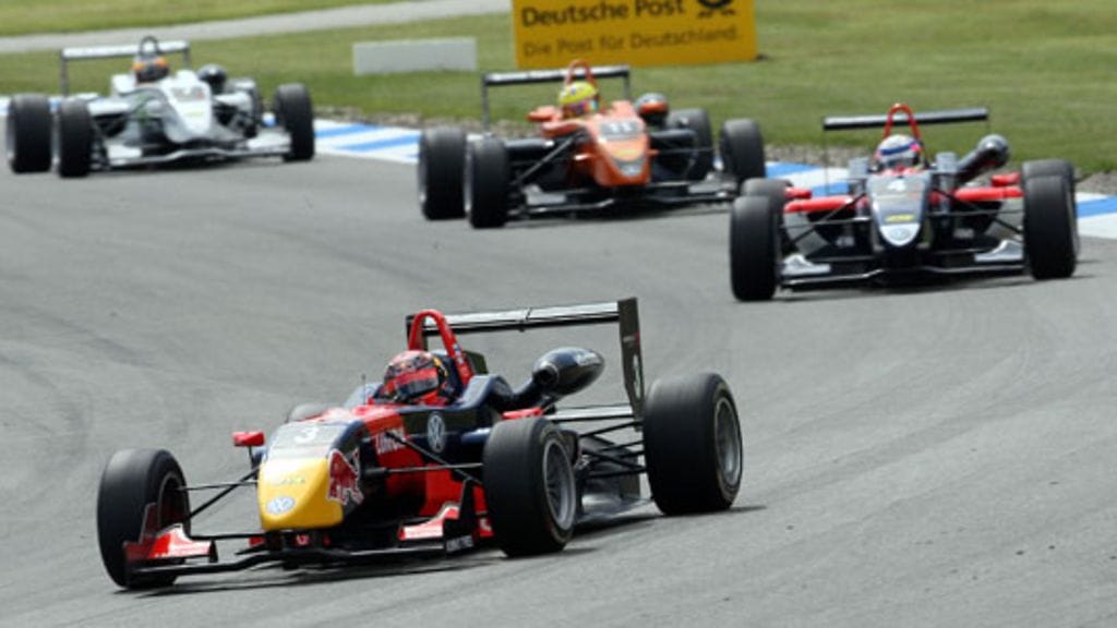 Mika Mäki, kuva: GEPA pictures/ Mathias Kniepeiss