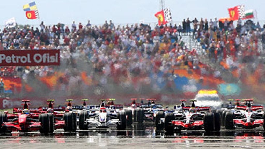 (Kuva: EPA/OLIVER WEIKEN)