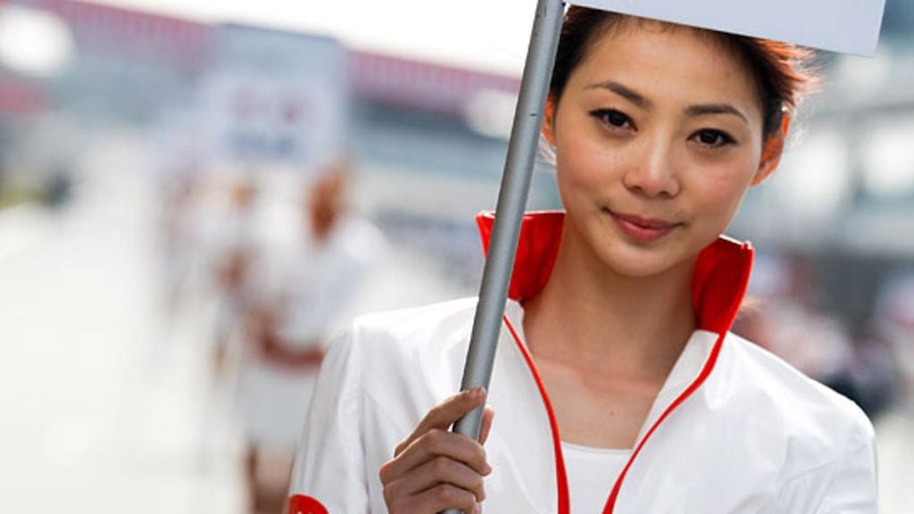 Yhden lapsen politiikan seurauksena Kiinassa on selvä miesenemmistö. Kaikki miehet eivät pääse naimisiin, koska naisia on liian vähän.