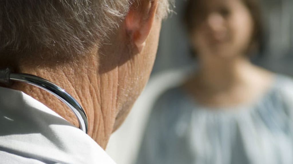 Yksityislääkärien hinnat ovat nousseet, Savon Sanomat kertoo.