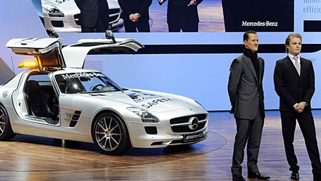 Michael Schumacher, Nico Rosberg ja Mercedez-Benz SLS AMG, kuva: Uli Deck/EPA