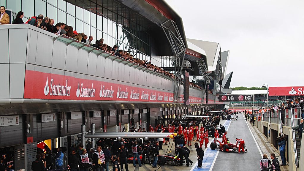 Silverstonen varikkosuoraa