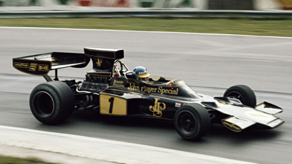 Ronnie Peterson ajoi urallaan 123 GP:tä formula ykkösissä ja voitti niistä kymmenen.