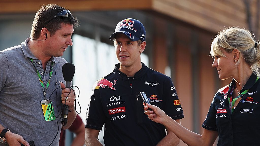 Sebastian Vettel haastateltavana