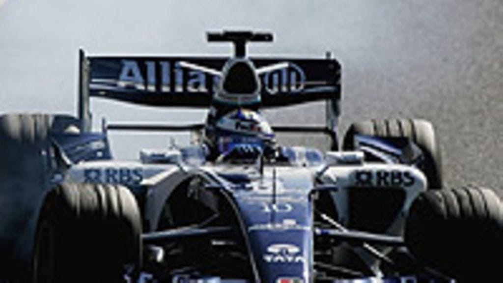 Nico Rosberg jarruttaa (Kuva: Paul Gilham/Getty Images)