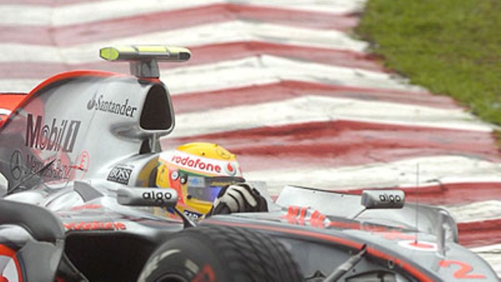 Lewis Hamilton, kuva: EPA/FERNANDO BIZERRA JR