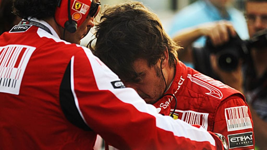 Fernando Alonso otti Abu Dhabin epäonnistumisen raskaasti.