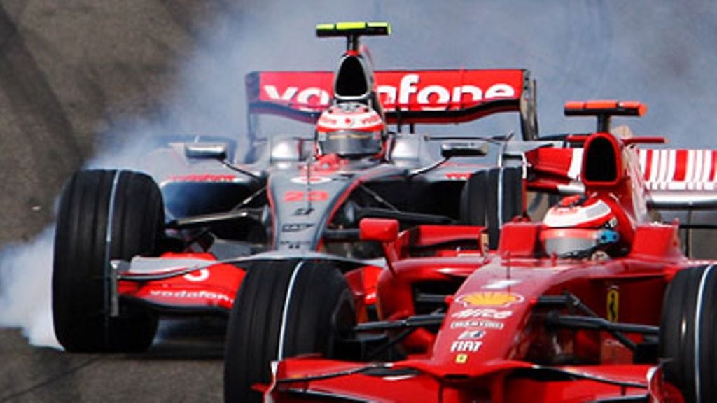 Heikki Kovalainen ja Kimi Räikkönen (Kuva: Clive Mason/Getty Images)