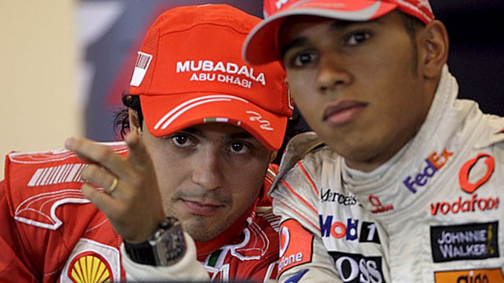 Felipe Massa ja Lewis Hamilton, kuva: EPA/ROLAND WEIHRAUCH