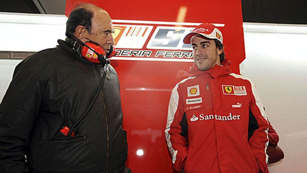 Fernando Alonso ja Santander-pomo Emilio Botin, kuva: EPA/José Maria Rubio.