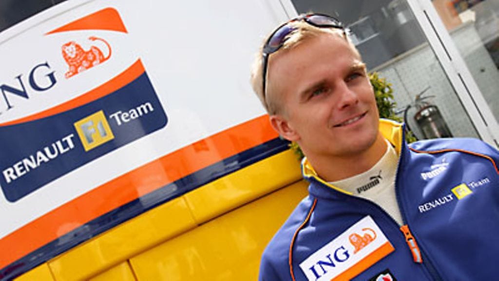 Heikki Kovalainen, kuva: Renault F1/Lorenzo Bellanca/LAT Photographic