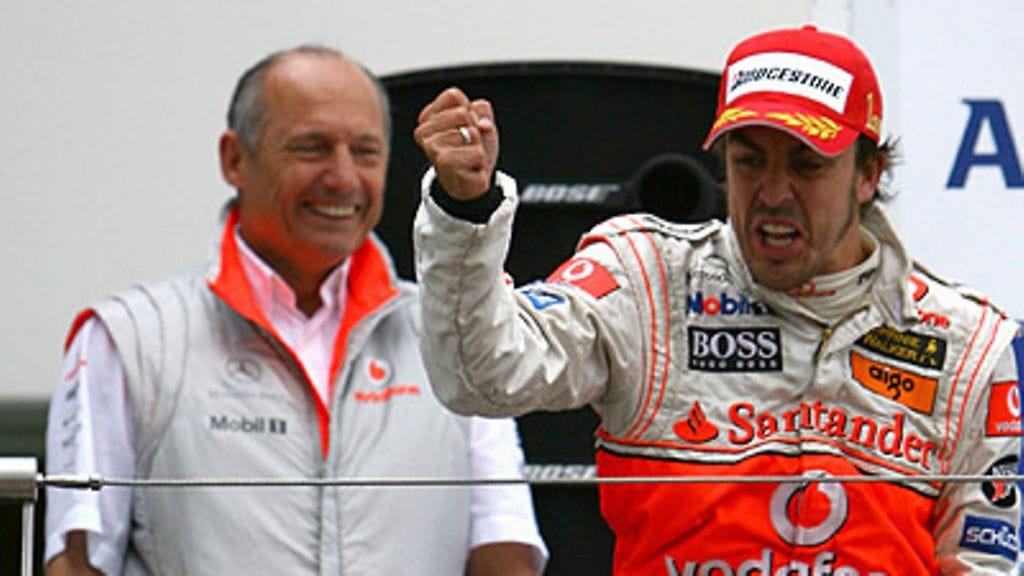 Ron Dennis ja Fernando Alonso, kuva: Paul Gilham/Getty Images