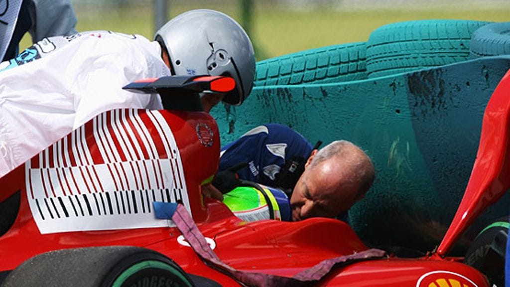 Felipe Massan romuttunut auto, kuva: Paul Gilham/Getty Images