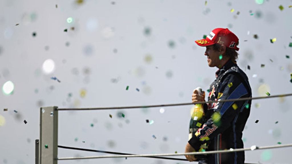 Red Bull -tallin Sebastian Vettel