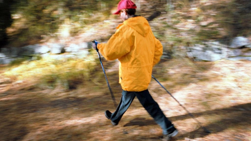 Liikunta helpottaa nivelreuman oireita.