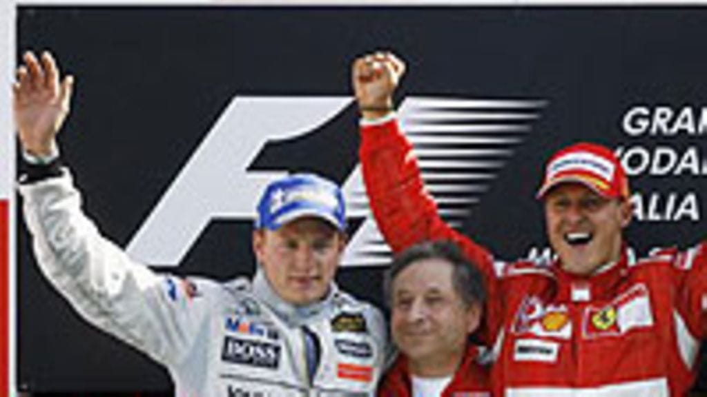 Räikkönen, Todt ja Schumi, kuva: Clive Mason/Getty Images