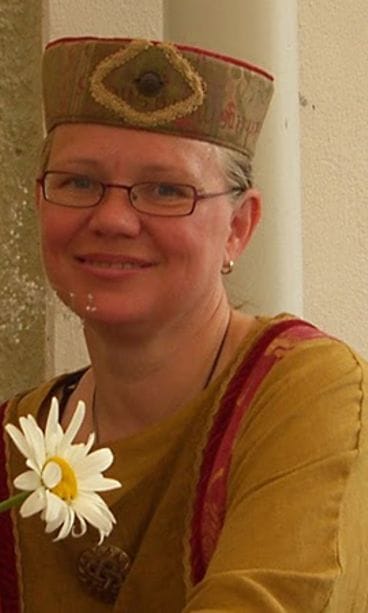 Elina Aro