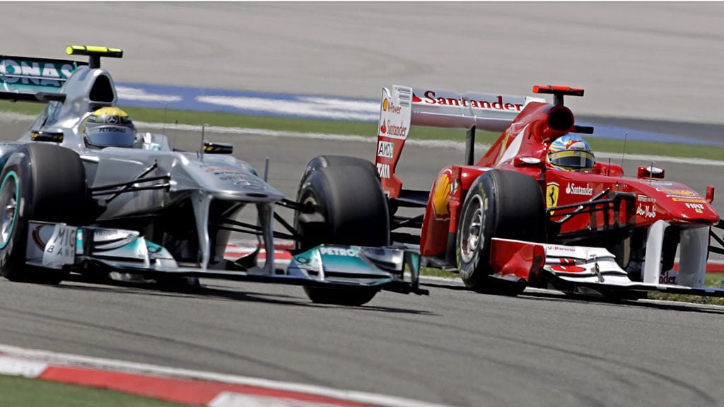 Nico Rosberg ja Fernando Alonso rinnakkain