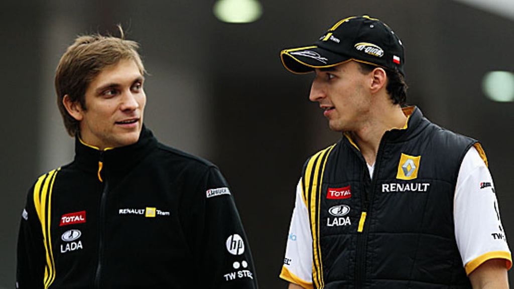 Renault-kuskit Vitali Petrov ja Robert Kubica.