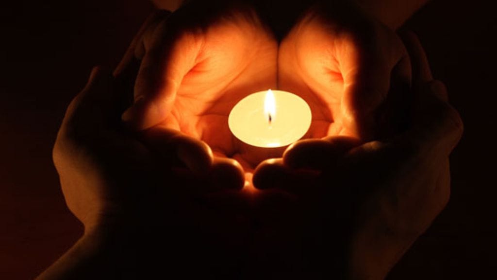 Tapani Koivula uskoo, että elämä jatkuu kuoleman jälkeen.