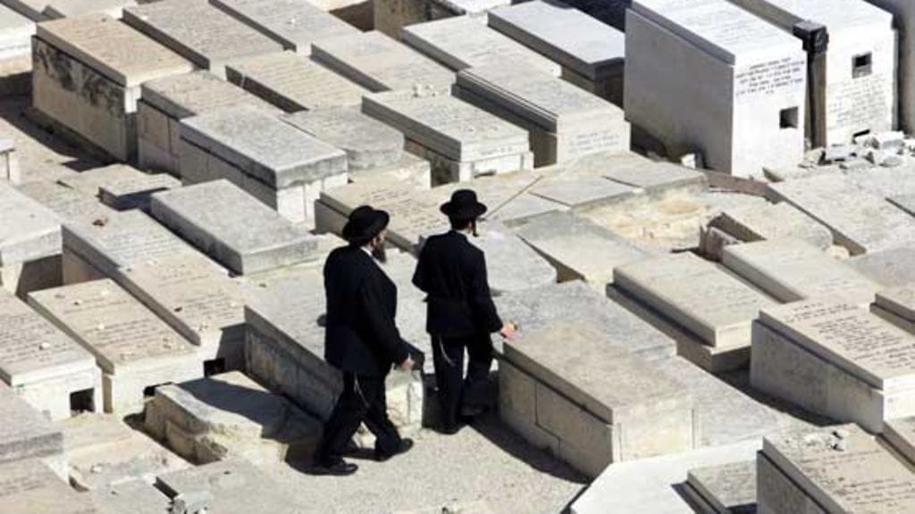 Juutalainen hautausmaa Jerusalemissa.