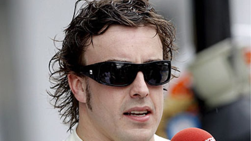 Fernando Alonso (Kuva: EPA/KERIM OKTEN)