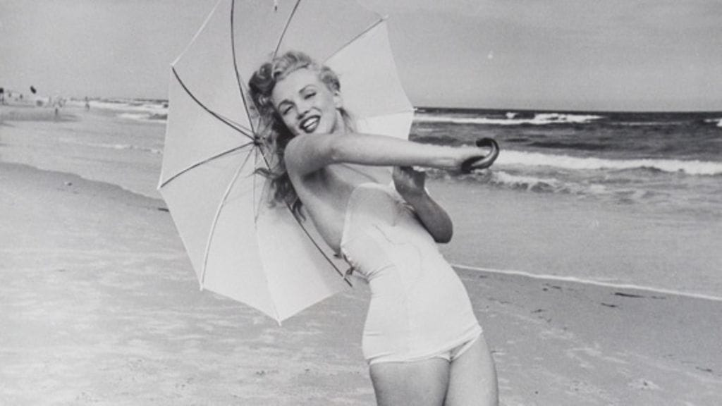 Myös Marilyn Monroe poseerasi pin up -kuvissa.