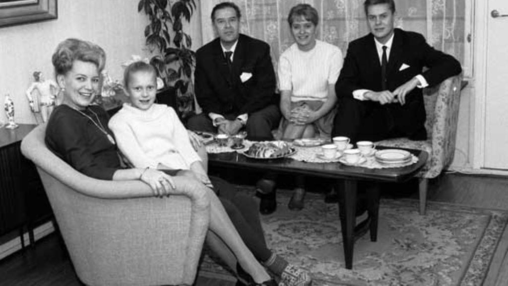Halttusen perhe kotonaan vuonna 1962.
