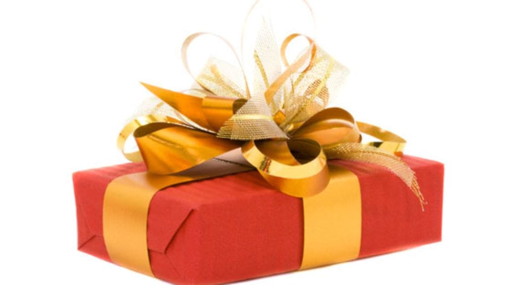 Kirjalahjojen ostaminen käy kivuttomimmin, kun ostoslistan kirjoittaa etukäteen.