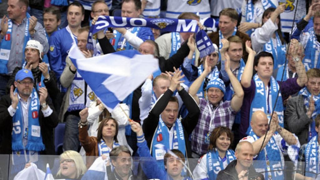 "Katsokaa tätä meteliä!"