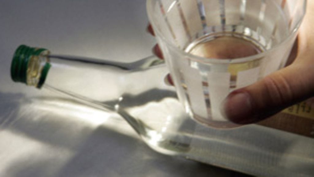 Alkoholismi. (Kuva: Maria Airio/Lehtikuva)