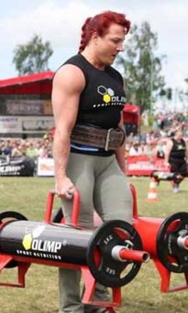 Kilpailutilanteessa jännitys laukeaa.