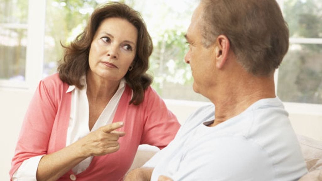 Vaihdevuodet pistivät Virpin suhteen koetukselle. Kuvituskuva. Kuvan henkilöt eivät liity juttuun.