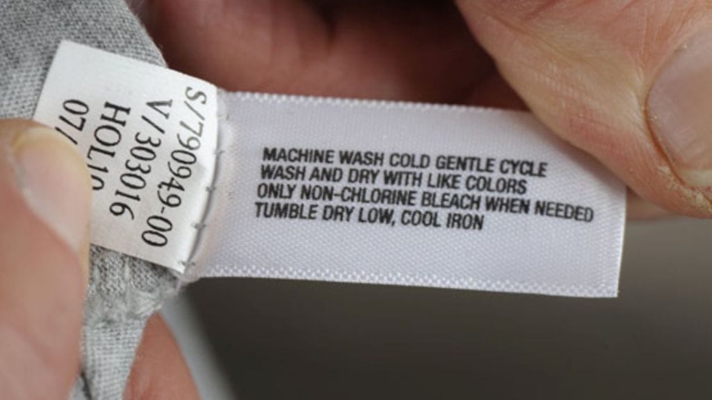 Kengät säilyvät siisteinä pahvilaatikossa.