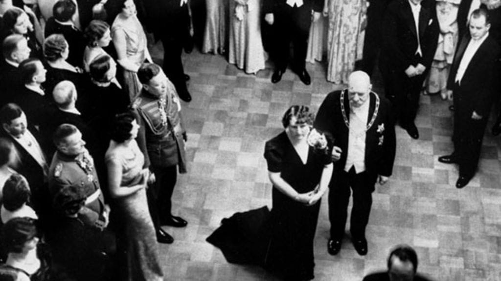 P.E. Svinhufvud ja Ellen Svinhufvud Linnan juhlissa 6. joulukuuta vuonna 1936.