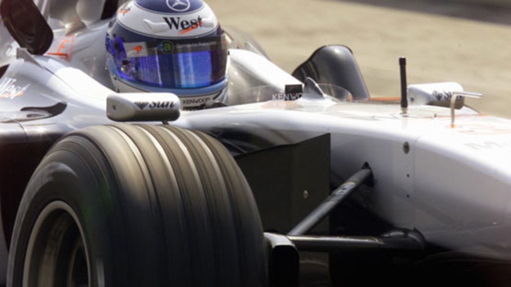 "Katsokaa hänen silmiään...."