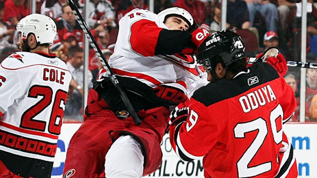 Tuomo Ruutu ja Johnny Oduya, kuva: Bruce Bennett/Getty Images