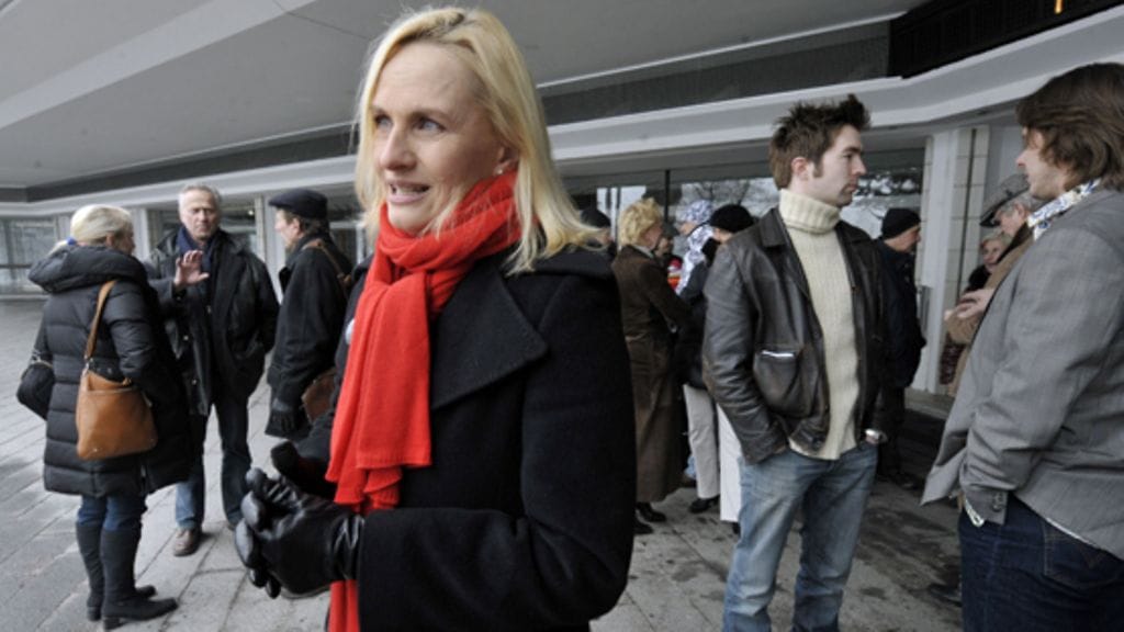 Sara Paavolaisen mielestä ihmiset voivat loukata ymmärtämättömillä kommenteillaan tietämättään.