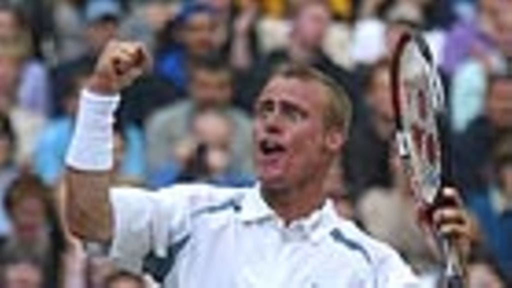 Australian Lleyton Hewitt juhlii, Wimbledon 2002. Photo: Mike Hewitt/Getty Image