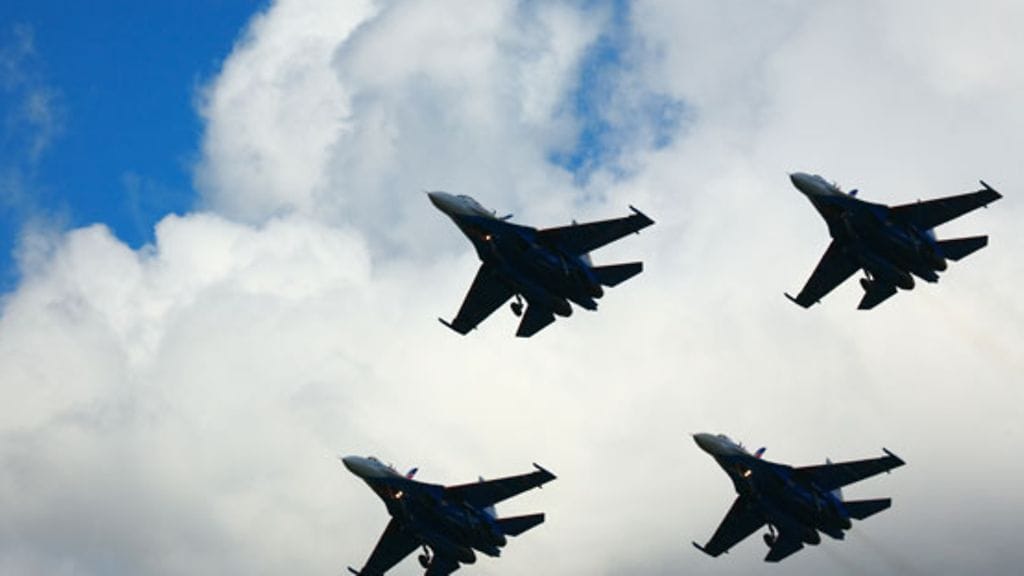 Jäljettömiin hävinneen Lentue 19:n kohtalo puhuttaa yhä (ei kuvassa).